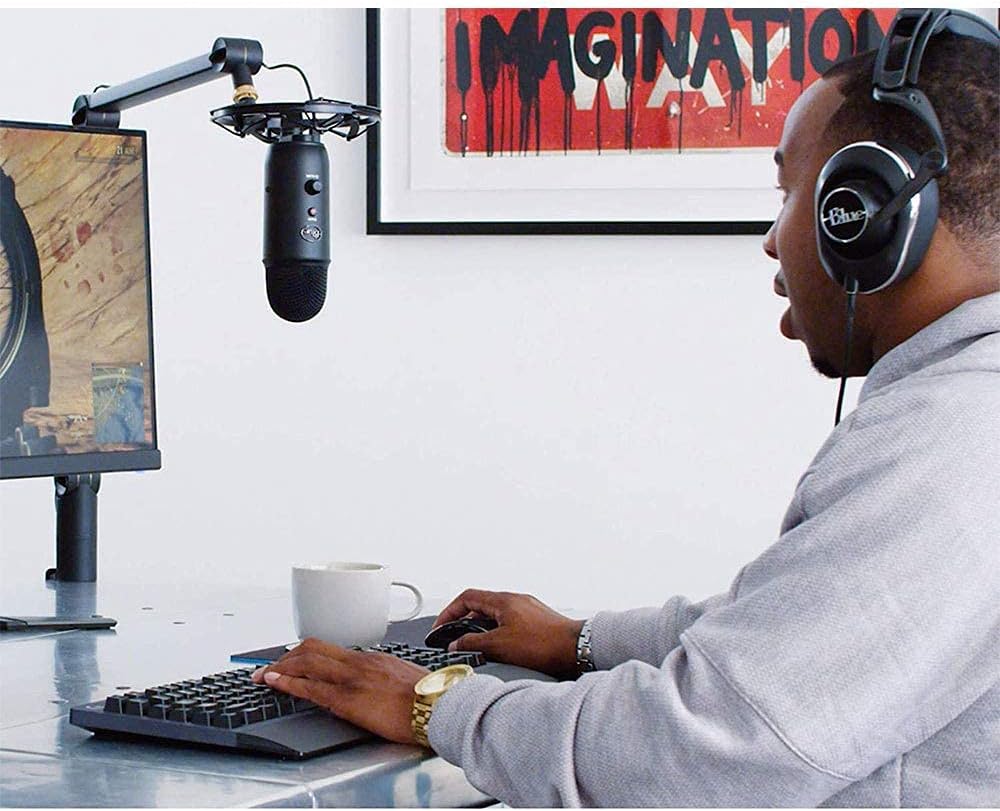 Blue Broadcast Microphone Bundle with Headphone & Pop Filter X97992