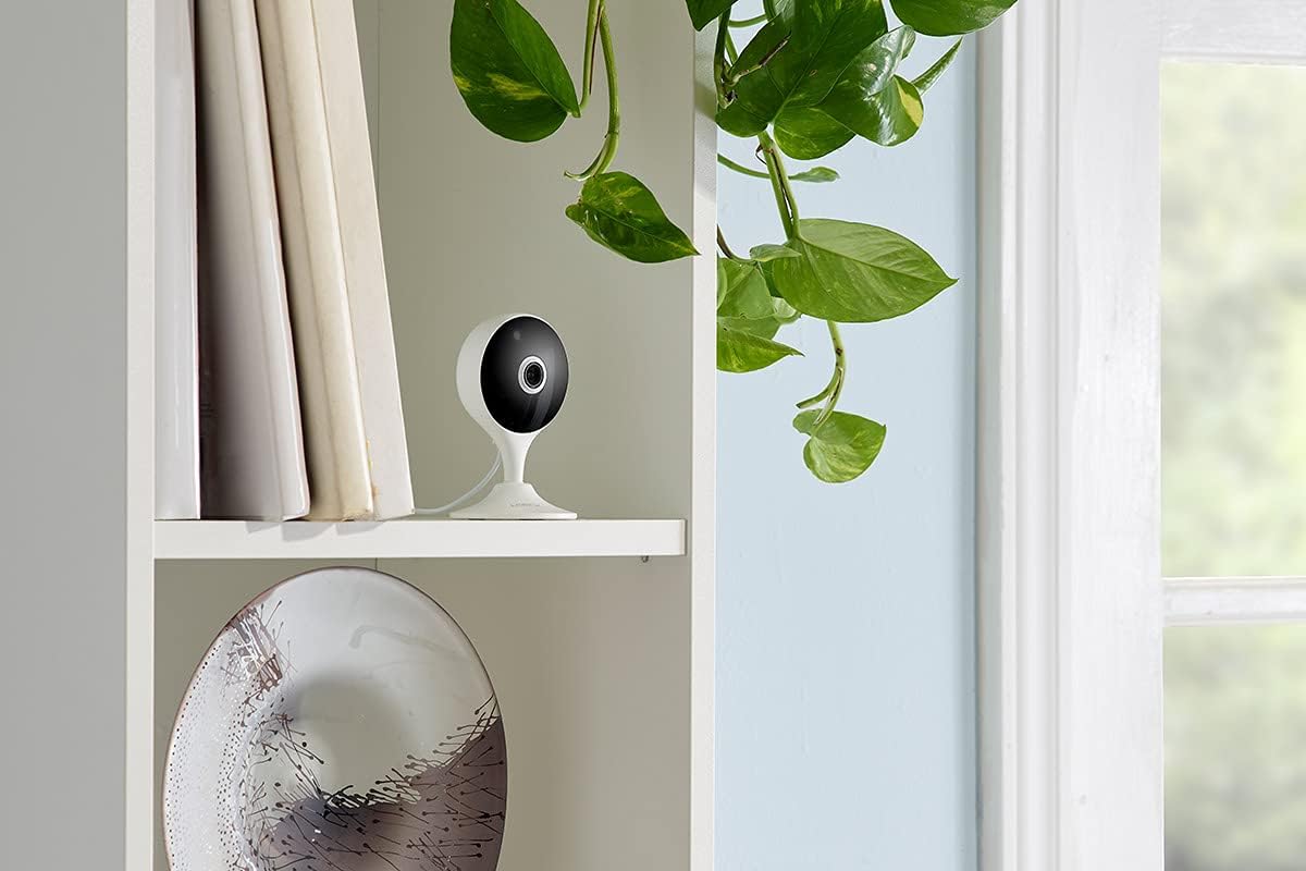 2K Smart Indoor Wi-Fi Security Camera with Two-Way Audio and Person Detection M818816
