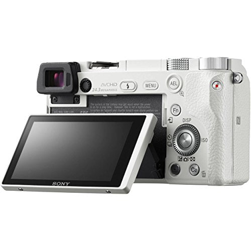 White 24 MP Mirrorless Digital Camera with 16-50 mm Lens M90589