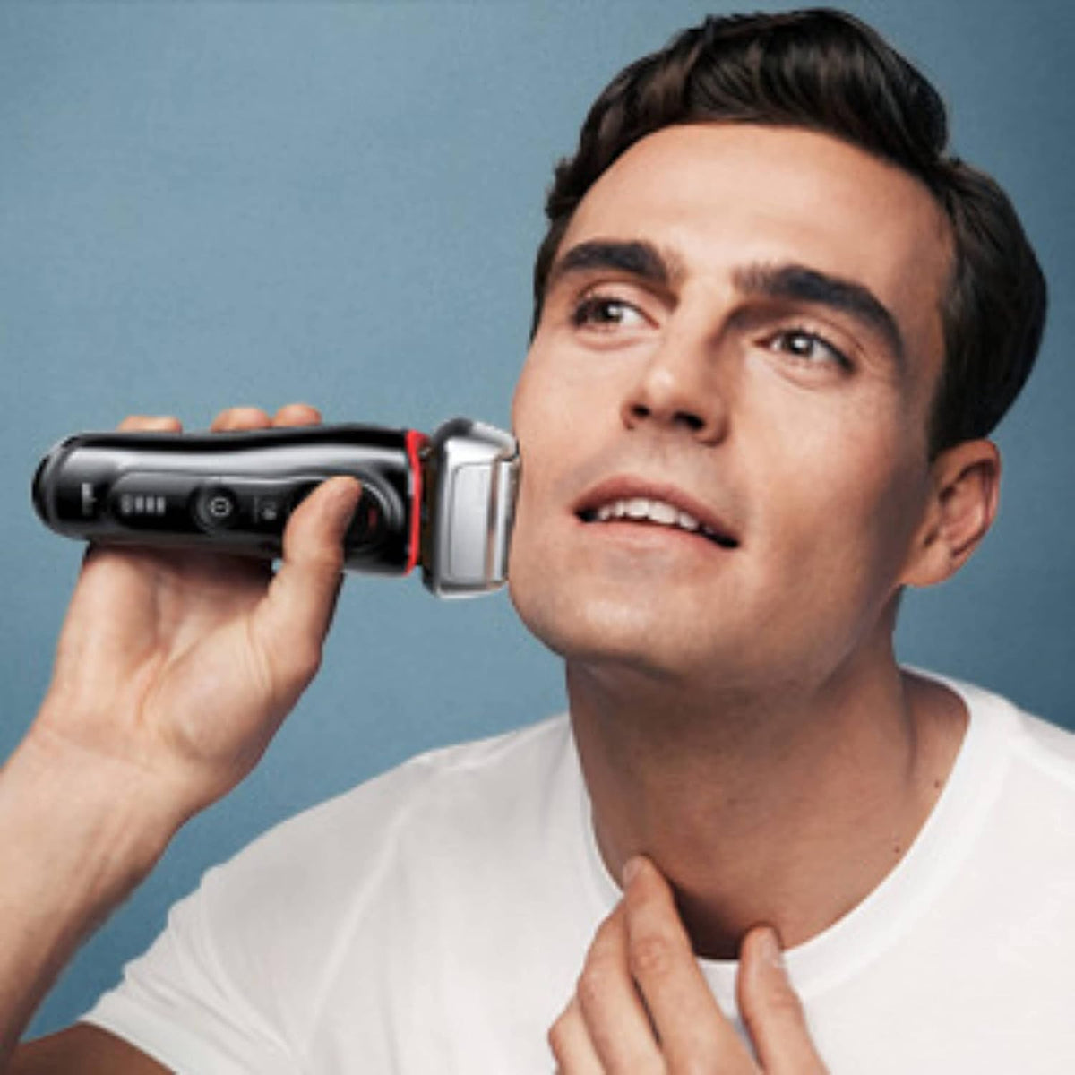 Silver Electric Shaver, Wet and Dry, Rechargeable Cordless Razor with Clean & Charge Station and Travel Case V622094