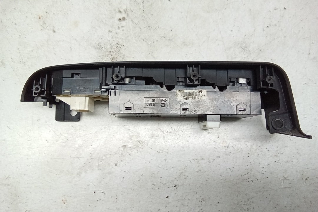 16 Kia Soul Drivers Master Door Lock and Window Switch M501