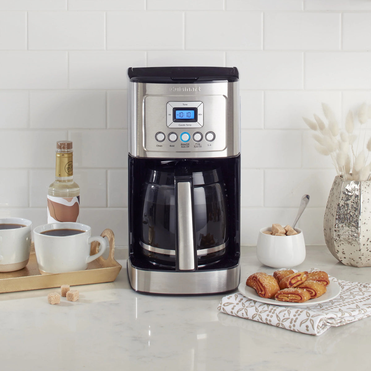 14 Cup Programmable Coffeemaker Q75281