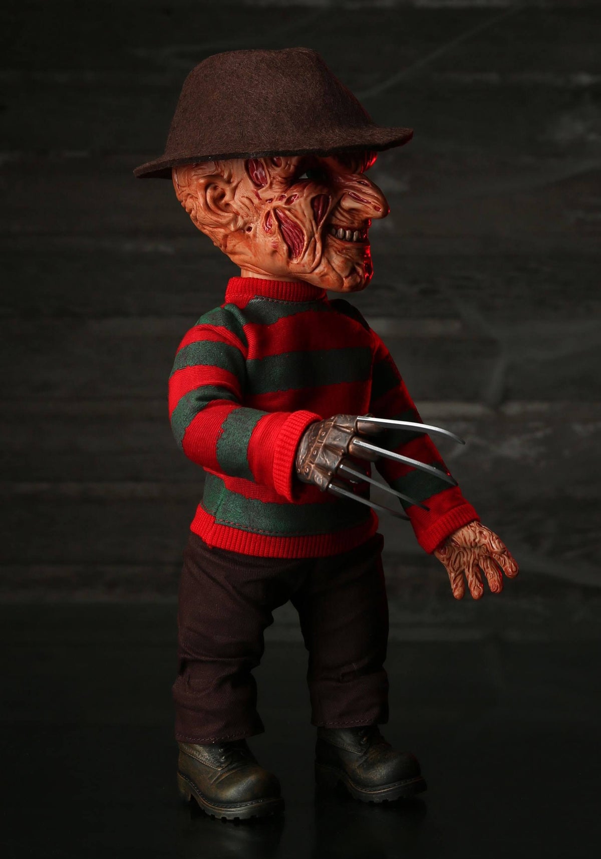 Mega Scale Figure W61293