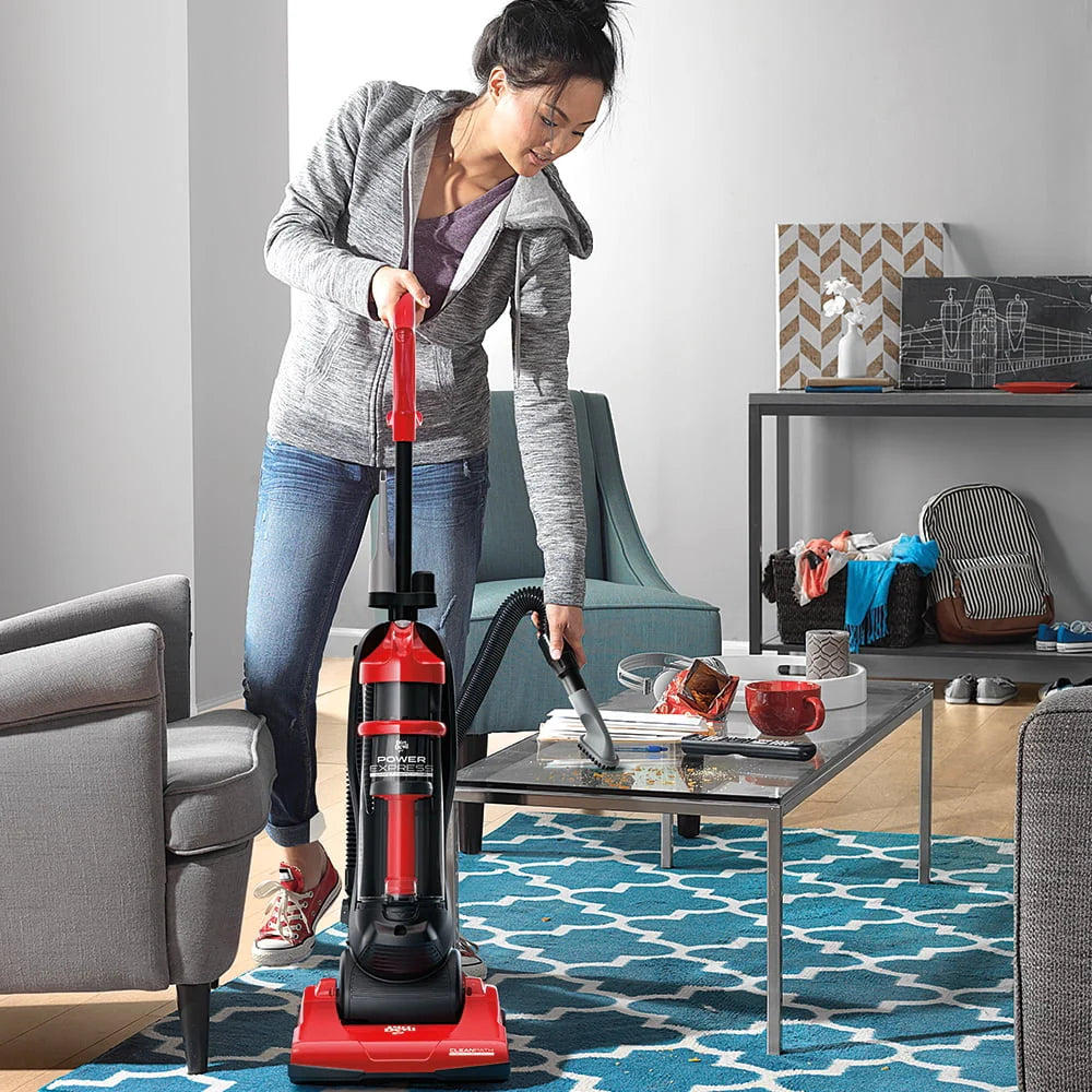 Upright Bagless Vacuum Y23635