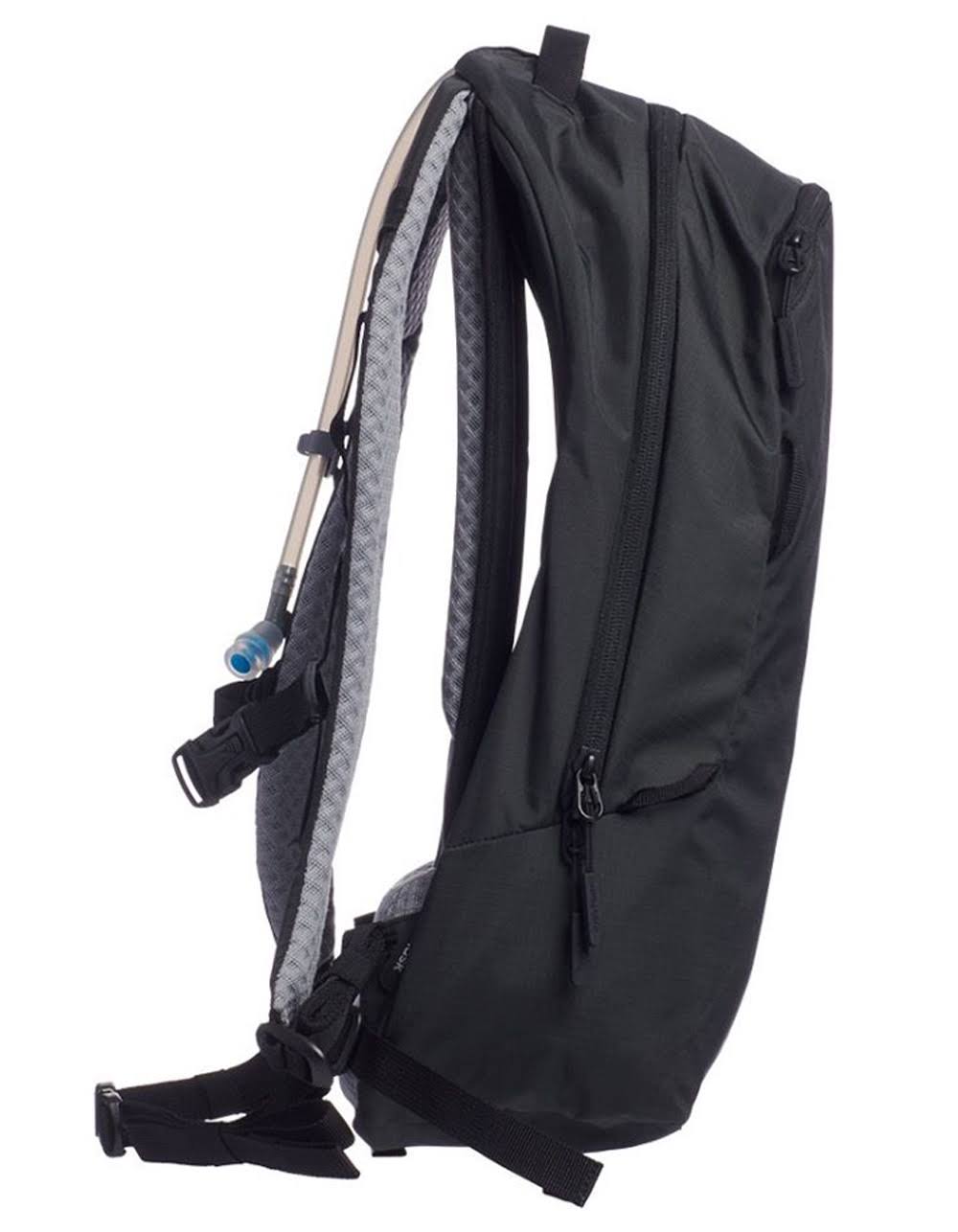 Black Hydration Pack I6652