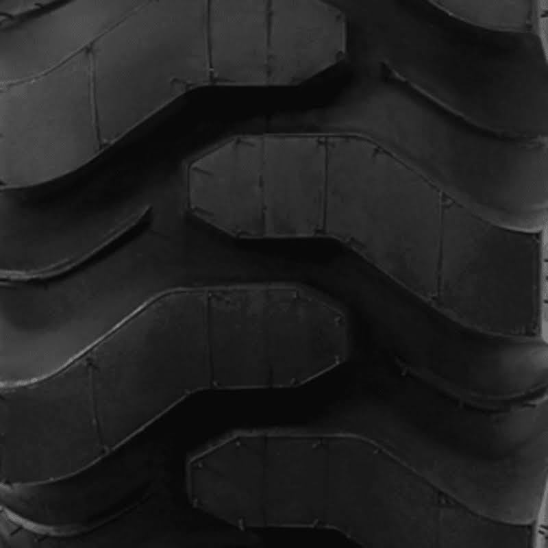 12.5/80-18 F Farm Tire T923