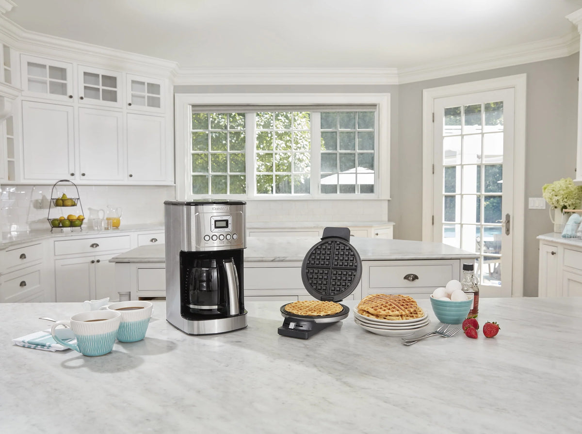 14 Cup Programmable Coffeemaker Q75281